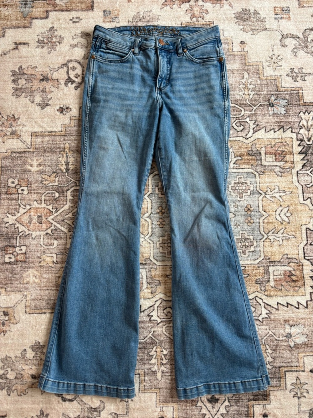 Wrangler Women's Medium Light Blue Flare Jeans